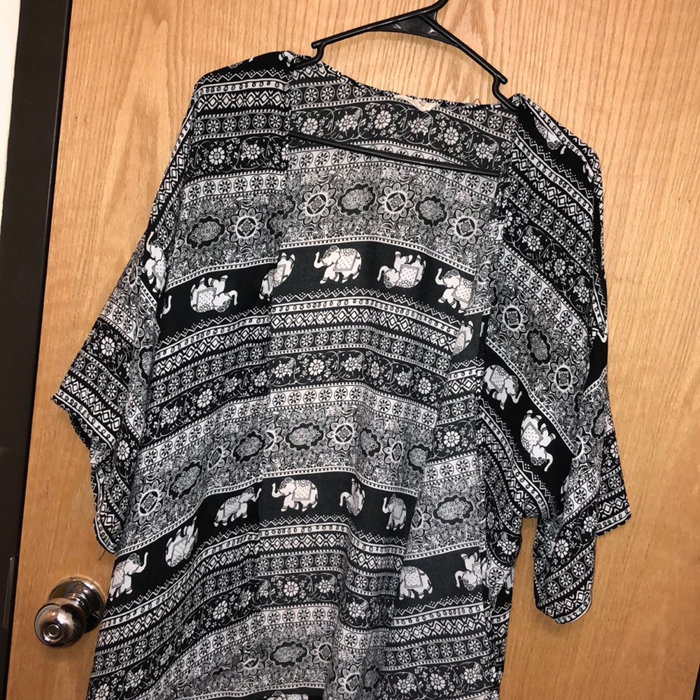 Patterned kimono